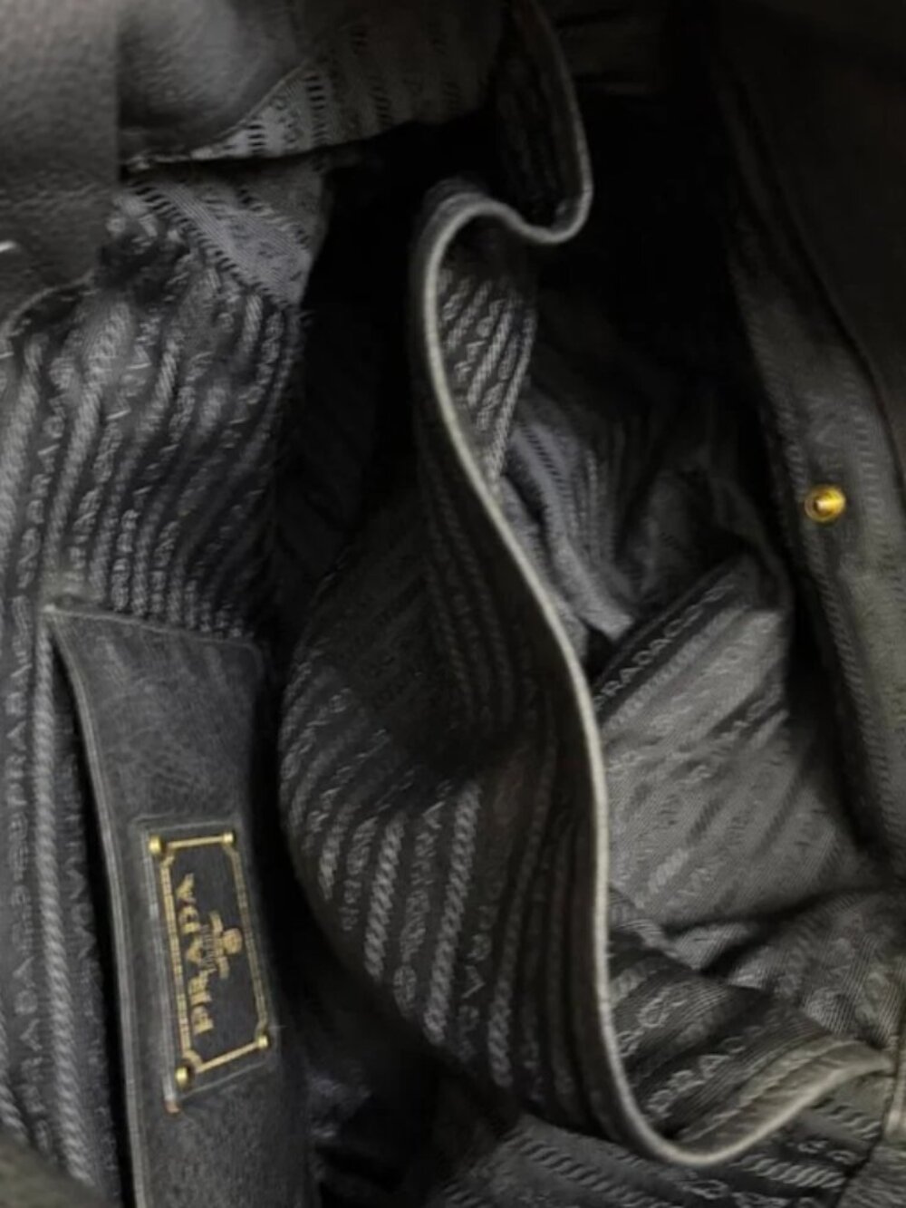 Prada Black Pebbled Leather Large Tote Bag Gold Hardware Shoulder Strap - Picture 9 of 13